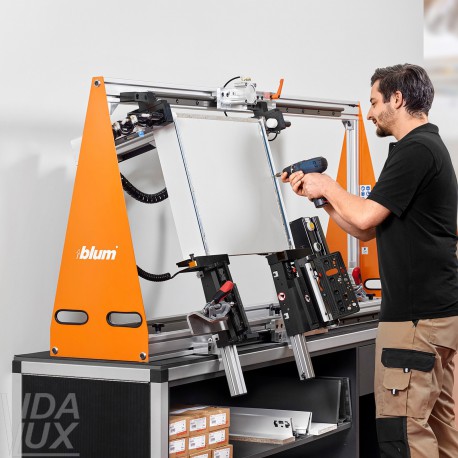 LEGRABOX&nbsp;/ MERIVOBOX&nbsp;/ TANDEMBOX stalčių montavimo pneumatinis įrenginys BOXFIX plus
