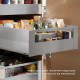 MERIVOBOX E комплект внутрішньої шухляди з BOXCAP, НД 600 мм, 40 кг, TIP-ON BLUMOTION, сірий "Індіум", фасад з релінгом